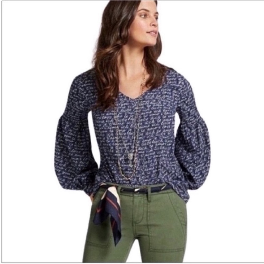 Cabi Te Amo blouse navy blue white script I Love You balloon sleeves